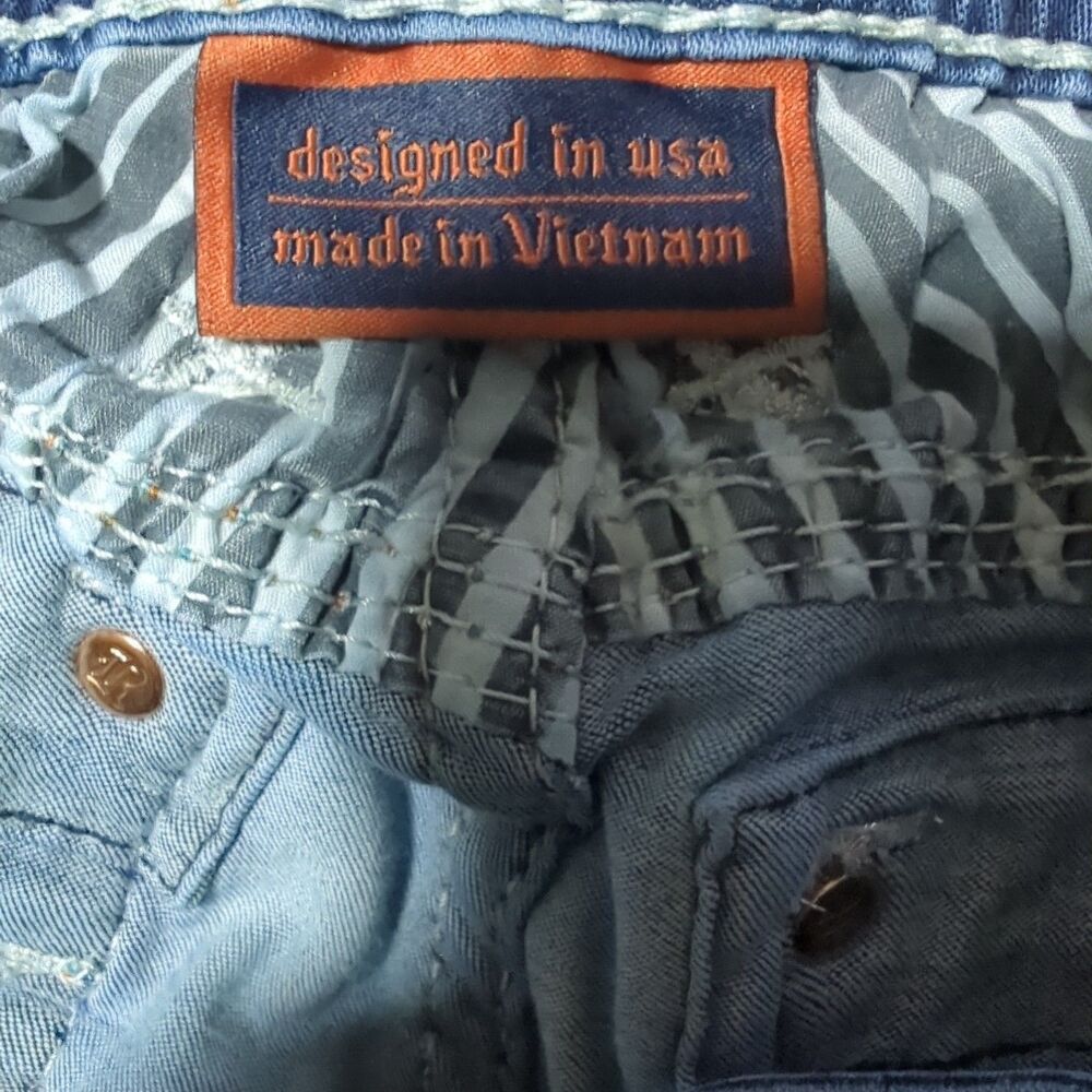 Rock Revival Felina Jeans Easy Crop Sz 28 Women’s Blue Distressed Embroidered - Picture 10 of 15